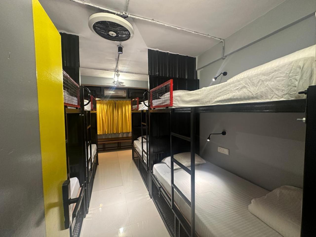 Travotale Hostel And Cowork Koregaonpark Pune Extérieur photo